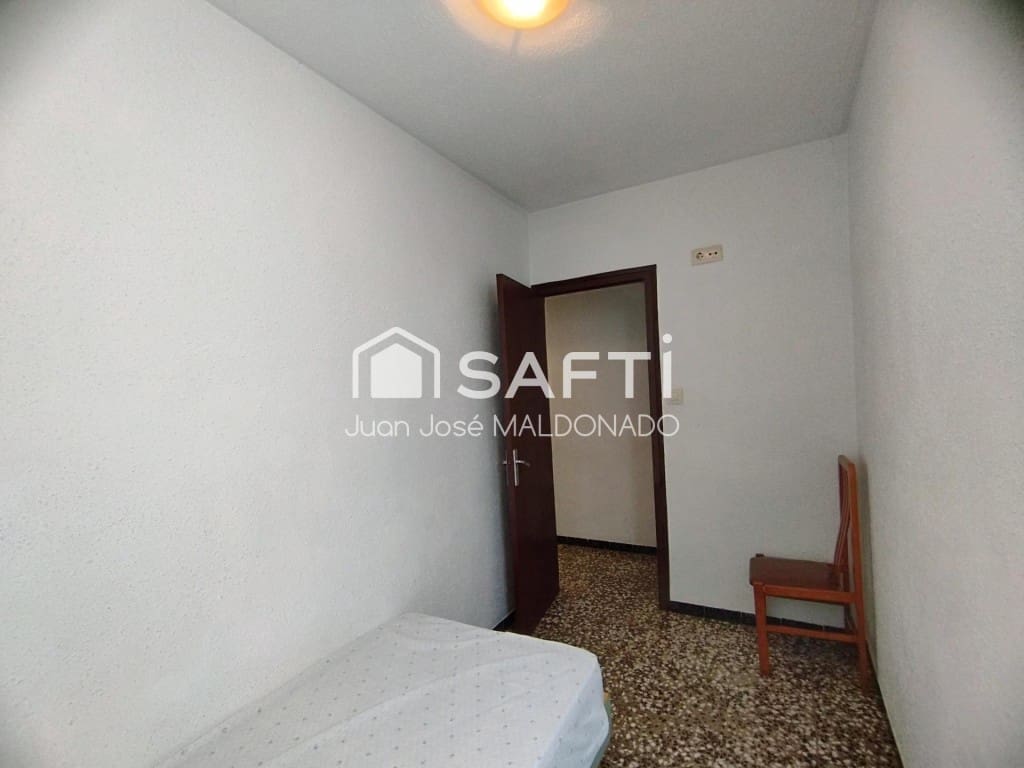 3 bedroom Apartment for sale in Benicarlo - € 65,000 (Ref: 9595263)