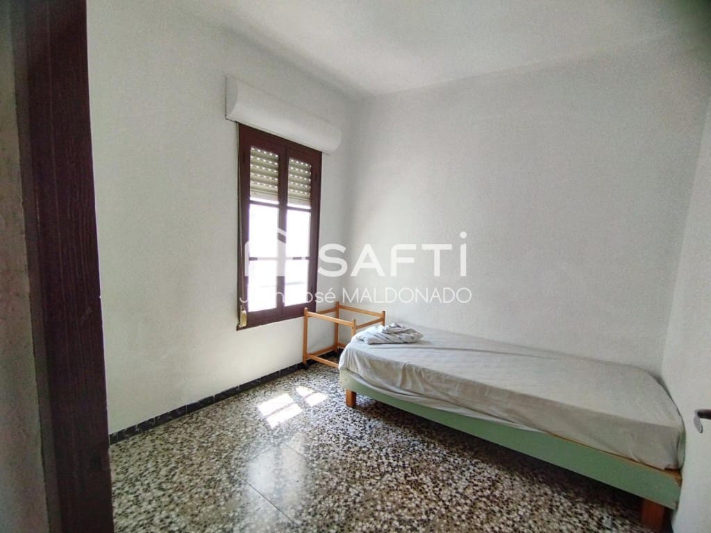 3 bedroom Apartment for sale in Benicarlo - € 65,000 (Ref: 9595263)