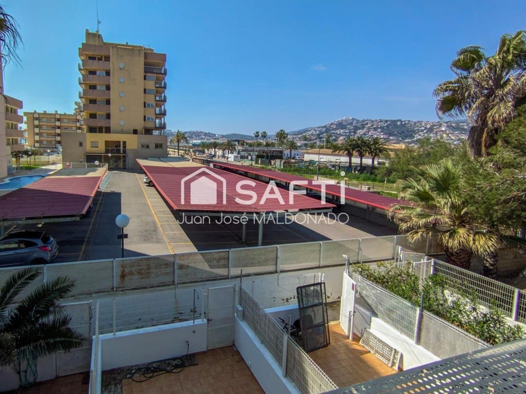 2 makuuhuone Rivitalo myytävänä paikassa Peniscola - 289 500 € (Ref: 9595265)