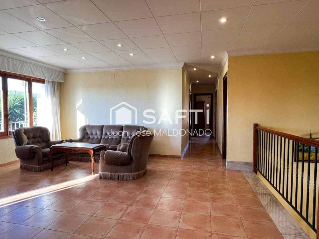 3 chambre Finca/Maison de Campagne à vendre à Benicarlo avec garage - 310 000 € (Ref: 9595269)