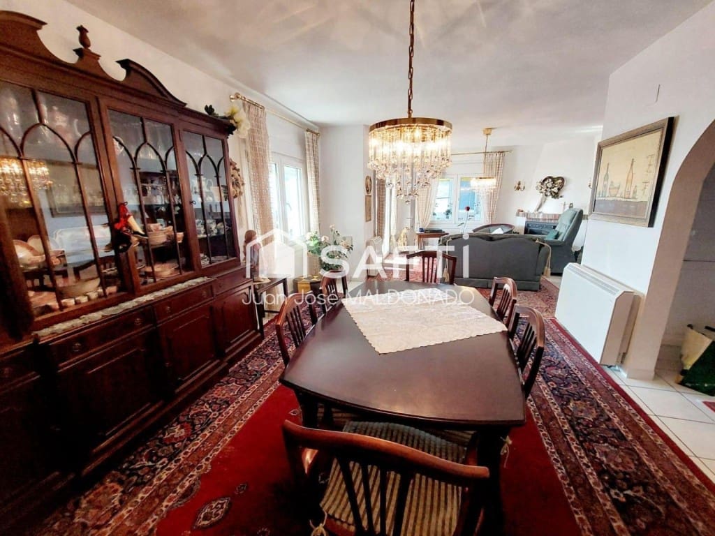 3 bedroom Villa for sale in Peniscola with pool - € 520,000 (Ref: 9595270)