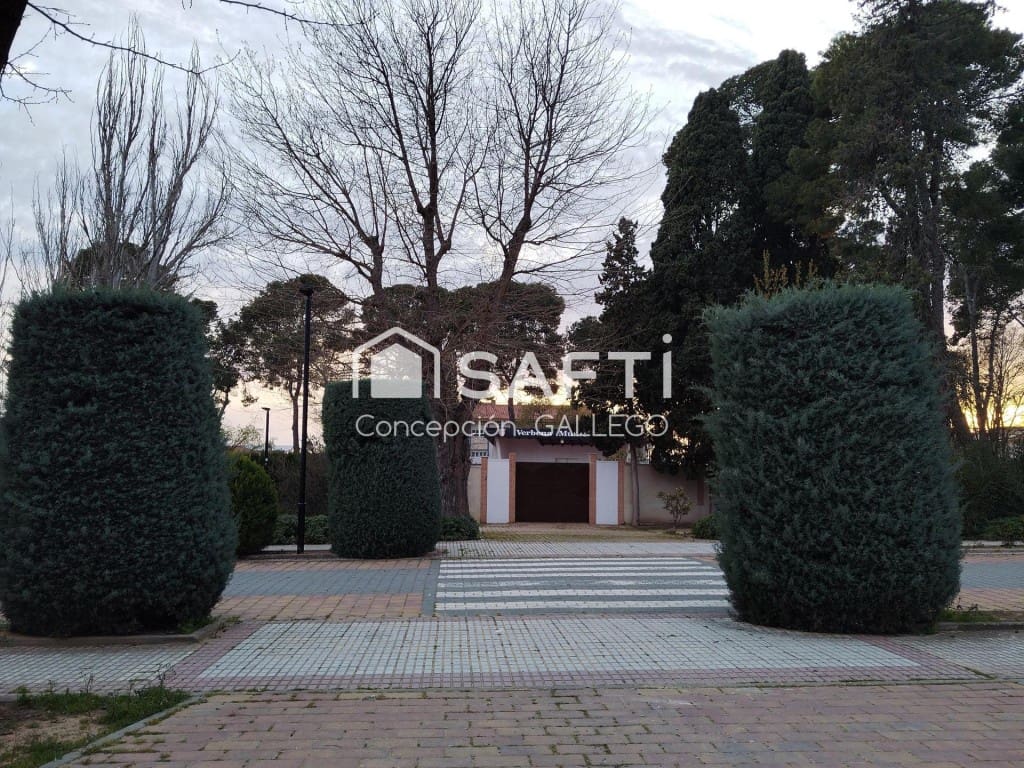 Działka budowlana na sprzedaż w Campo de Criptana - 150 000 € (Ref: 9595273)