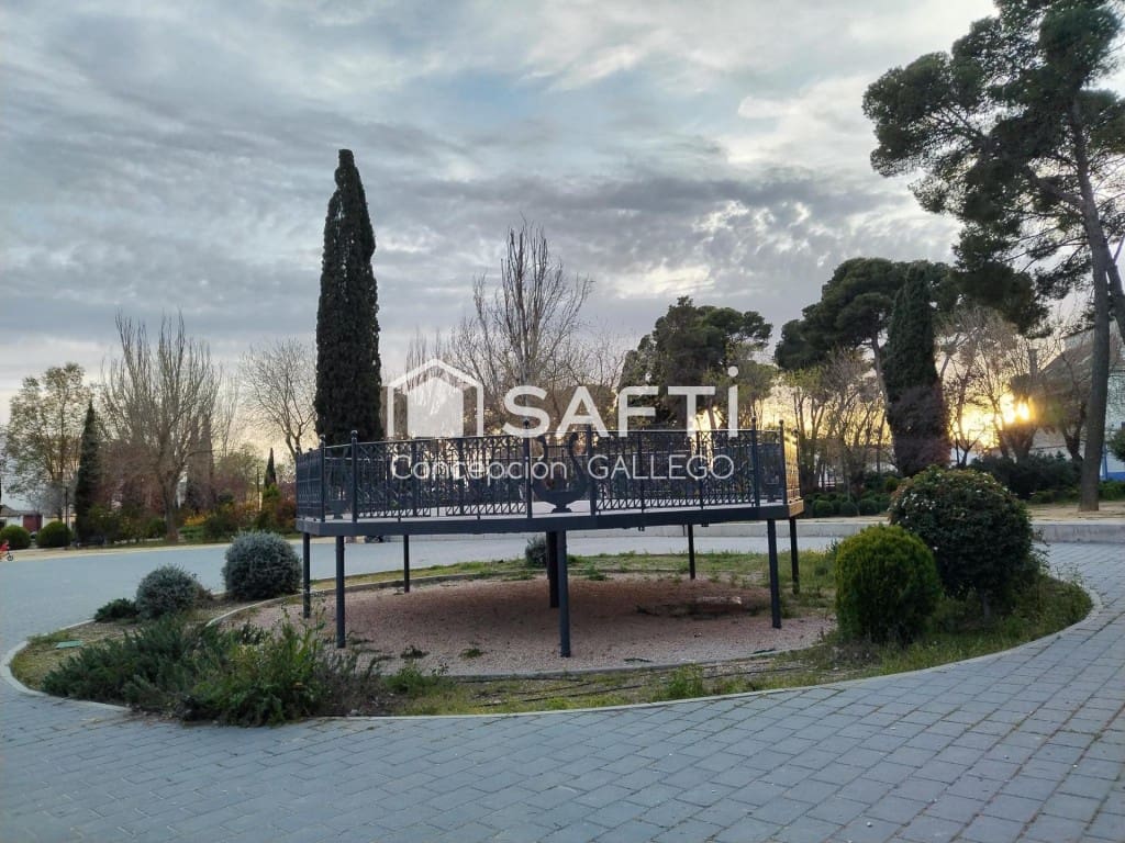 Działka budowlana na sprzedaż w Campo de Criptana - 150 000 € (Ref: 9595273)