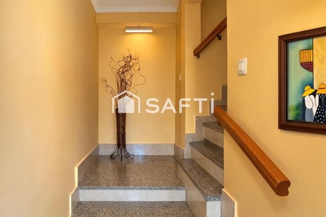 4 sypialnia Willa na sprzedaż w Alcázar de San Juan - 115 000 € (Ref: 9595275)