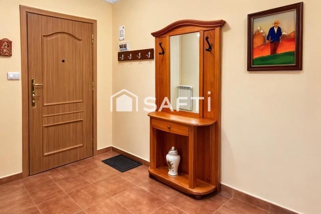 4 sypialnia Willa na sprzedaż w Alcázar de San Juan - 115 000 € (Ref: 9595275)