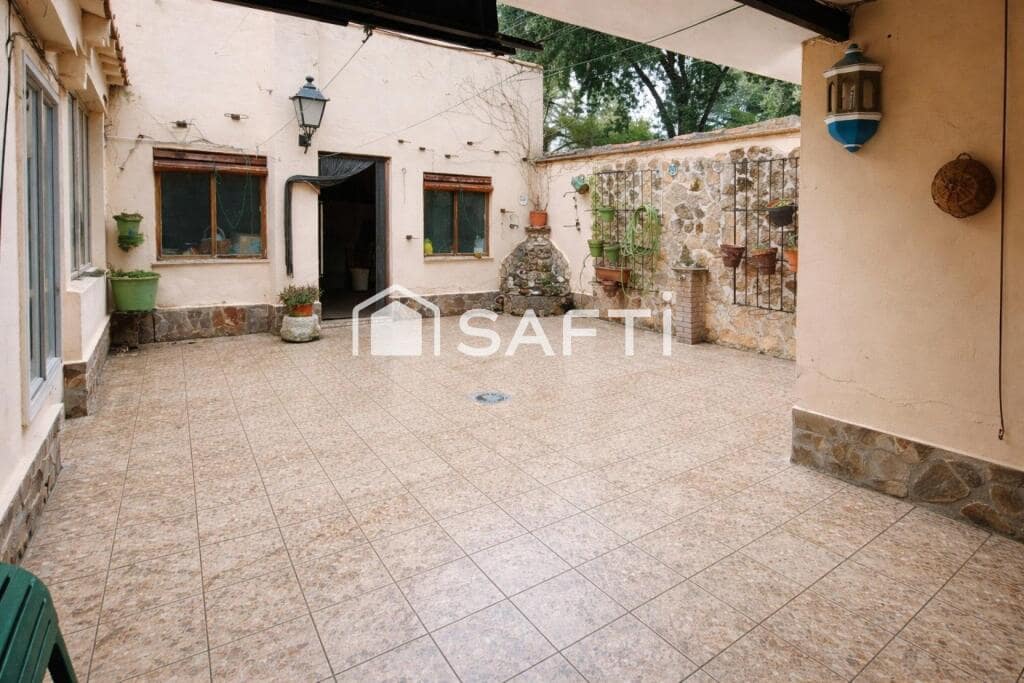 4 soveværelse Villa til salg i Alcazar de San Juan - € 115.000 (Ref: 9595275)