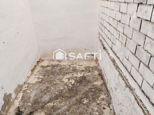 2 soverom Villa til salgs i Campo de Criptana med garasje - € 40 000 (Ref: 9595276)