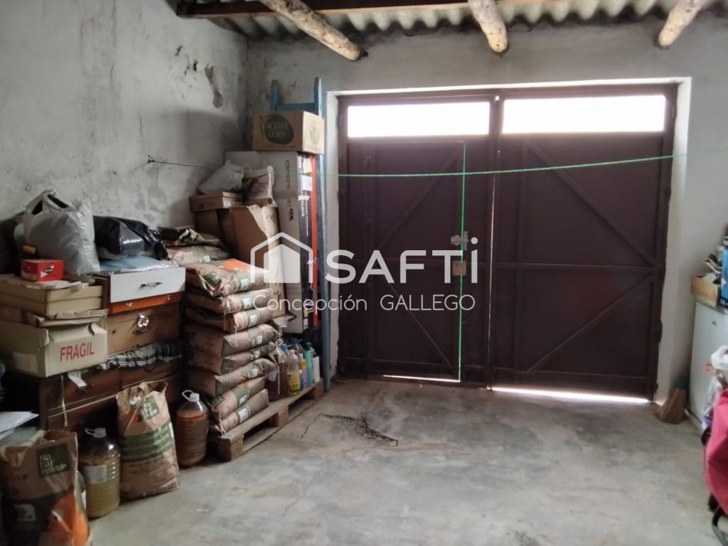 2 bedroom Villa for sale in Campo de Criptana with garage - € 40,000 (Ref: 9595276)