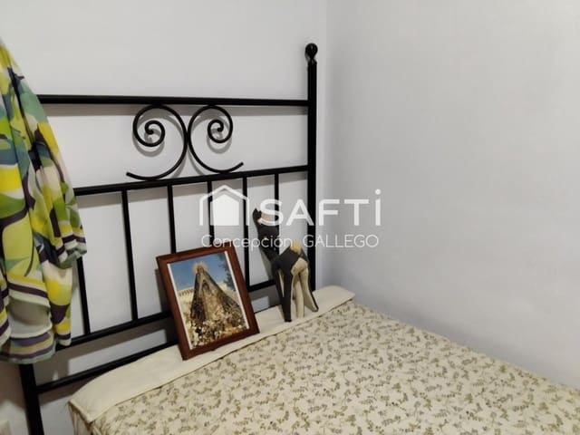 2 soverom Villa til salgs i Campo de Criptana med garasje - € 40 000 (Ref: 9595276)