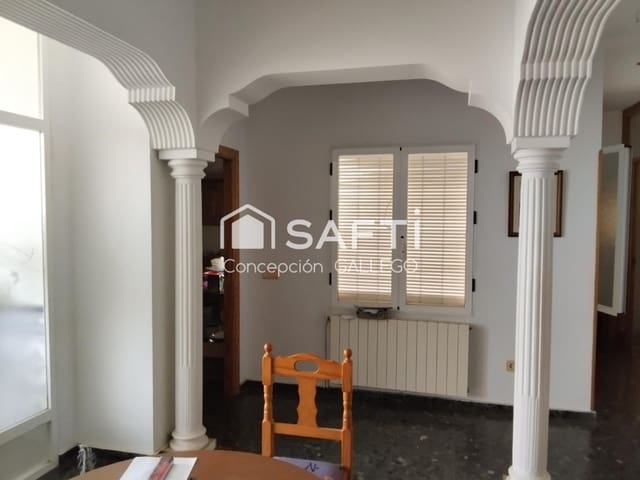 6 soverom Villa til salgs i Campo de Criptana - € 160 000 (Ref: 9595277)
