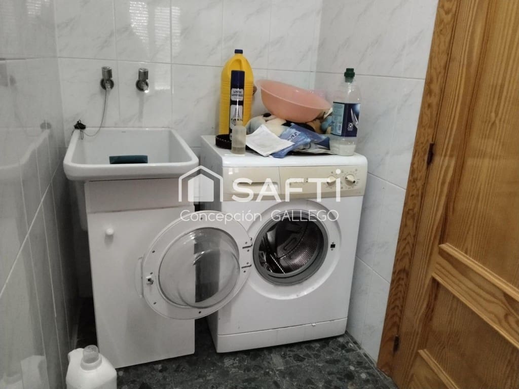 6 soveværelse Villa til salg i Campo de Criptana - € 160.000 (Ref: 9595277)