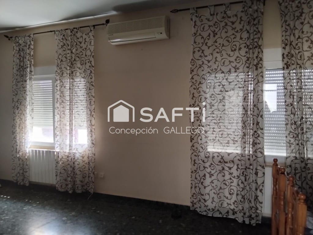 6 soveværelse Villa til salg i Campo de Criptana - € 160.000 (Ref: 9595277)