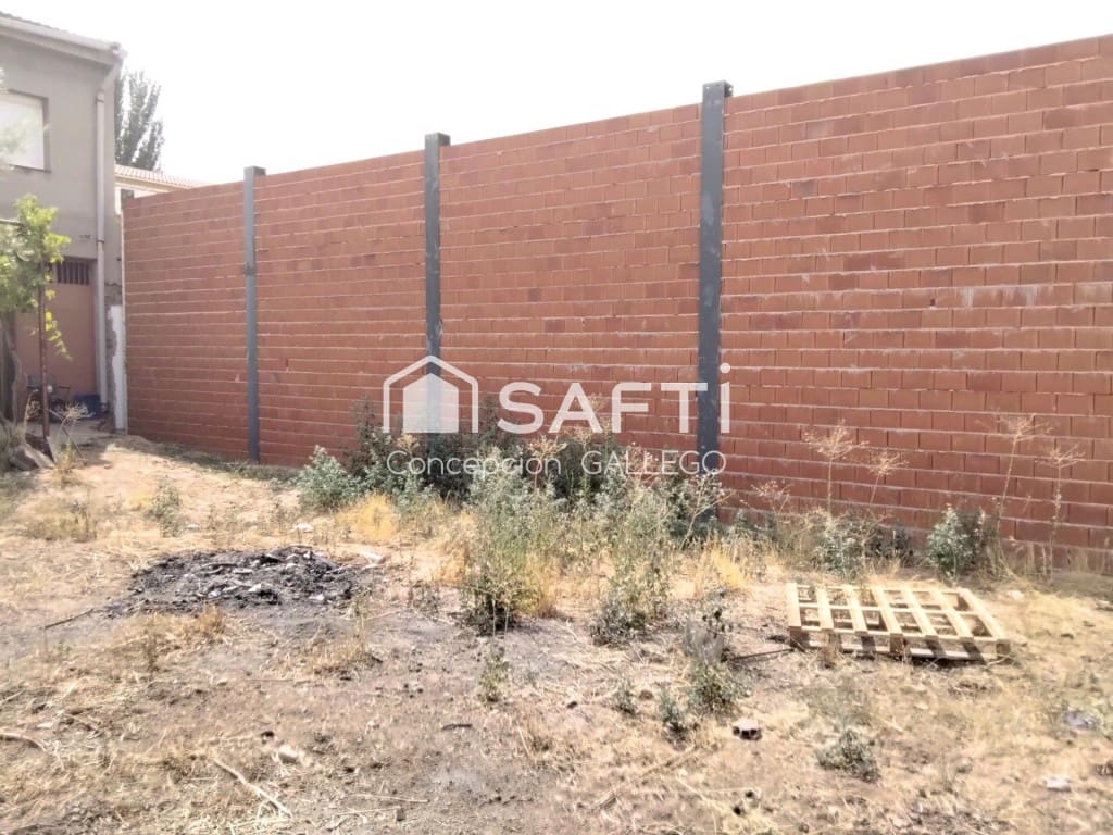 6 soveværelse Villa til salg i Campo de Criptana - € 160.000 (Ref: 9595277)