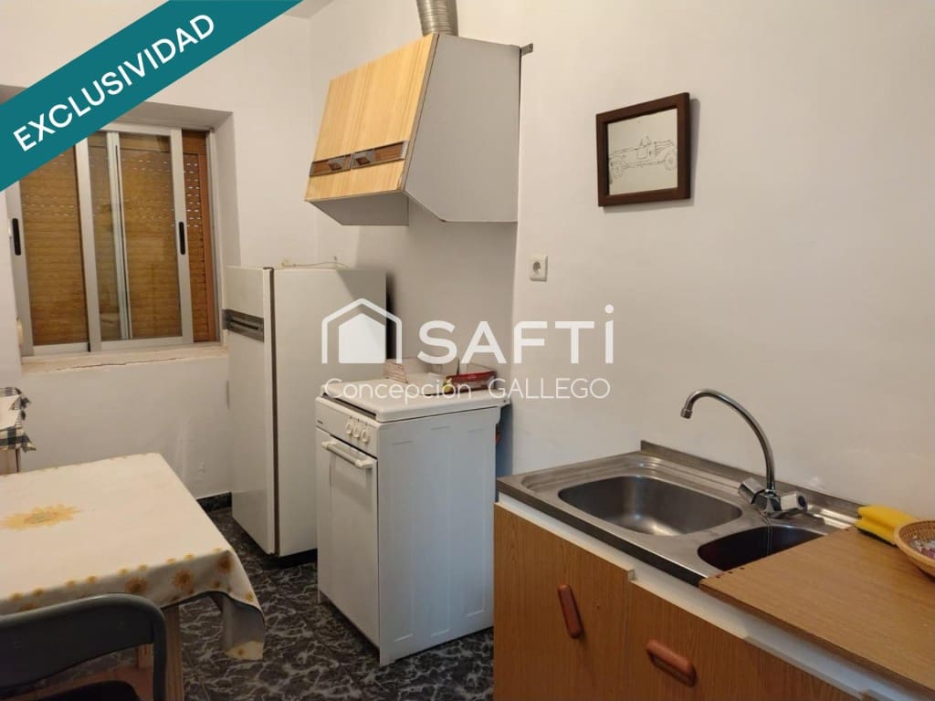 2 bedroom Villa for sale in Campo de Criptana - € 44,000 (Ref: 9595282)