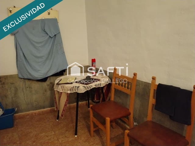 2 soverom Villa til salgs i Campo de Criptana - € 44 000 (Ref: 9595282)