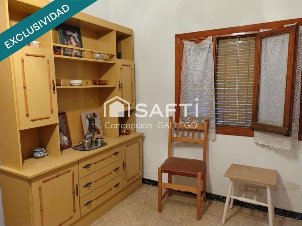 2 bedroom Villa for sale in Campo de Criptana - € 44,000 (Ref: 9595282)