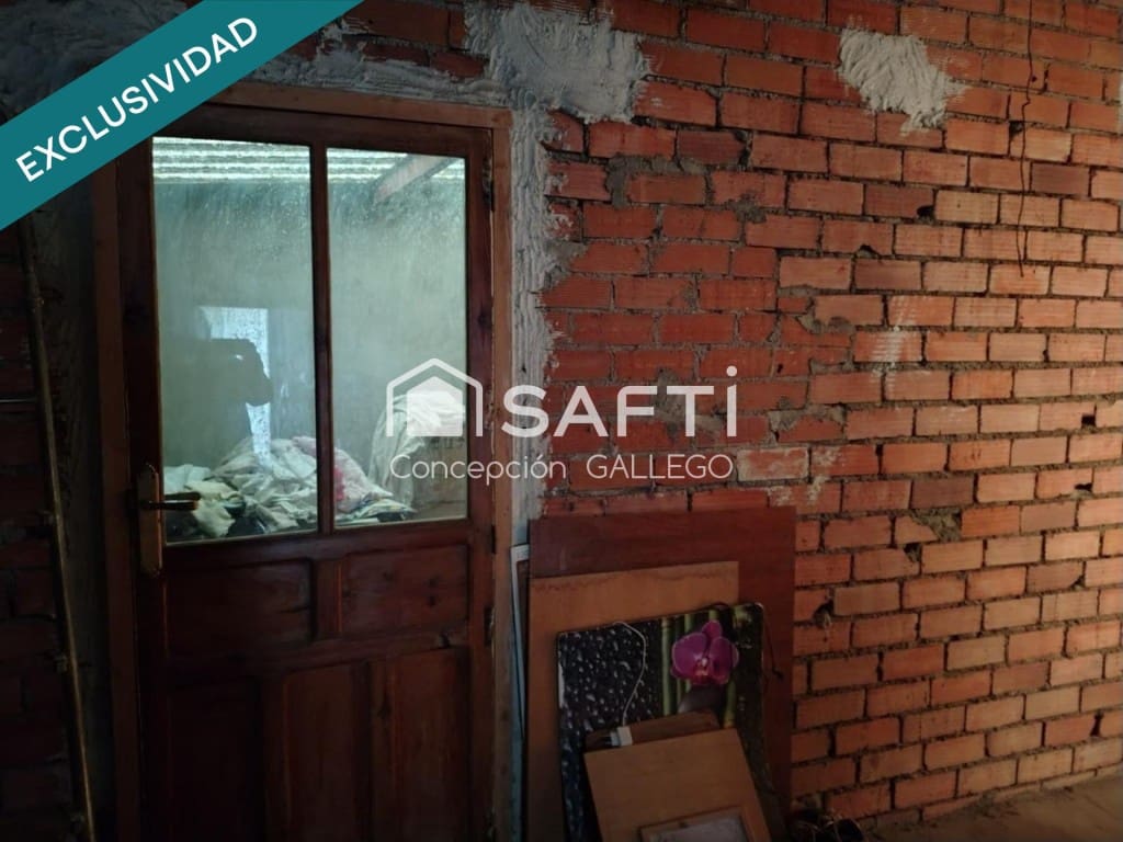 2 bedroom Villa for sale in Campo de Criptana - € 44,000 (Ref: 9595282)