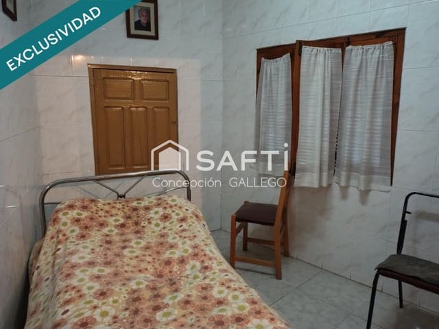 2 soverom Villa til salgs i Campo de Criptana - € 44 000 (Ref: 9595282)