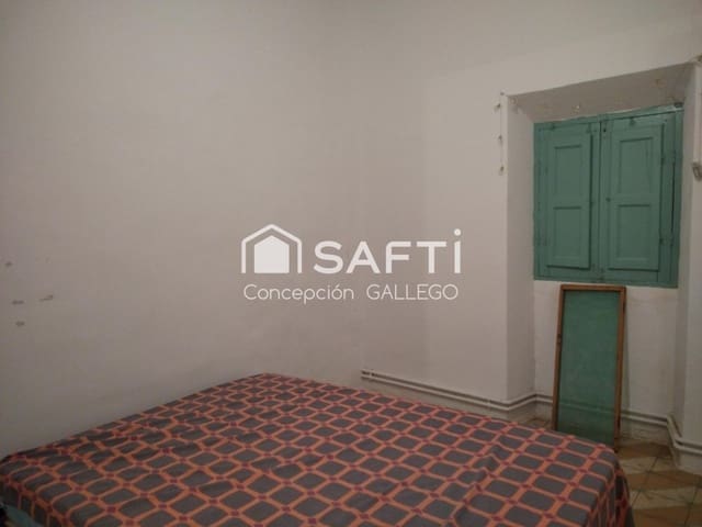 4 soverom Villa til salgs i Alcázar de San Juan med garasje - € 115 000 (Ref: 9595283)