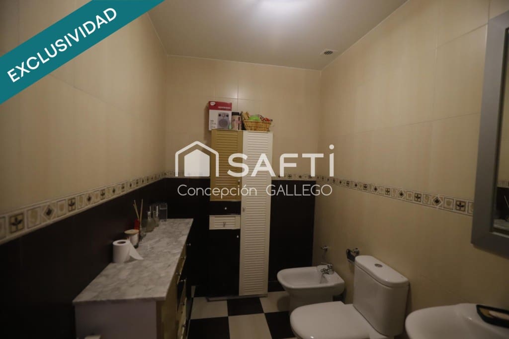 4 bedroom Terraced Villa for sale in Campo de Criptana with garage - € 289,000 (Ref: 9595285)