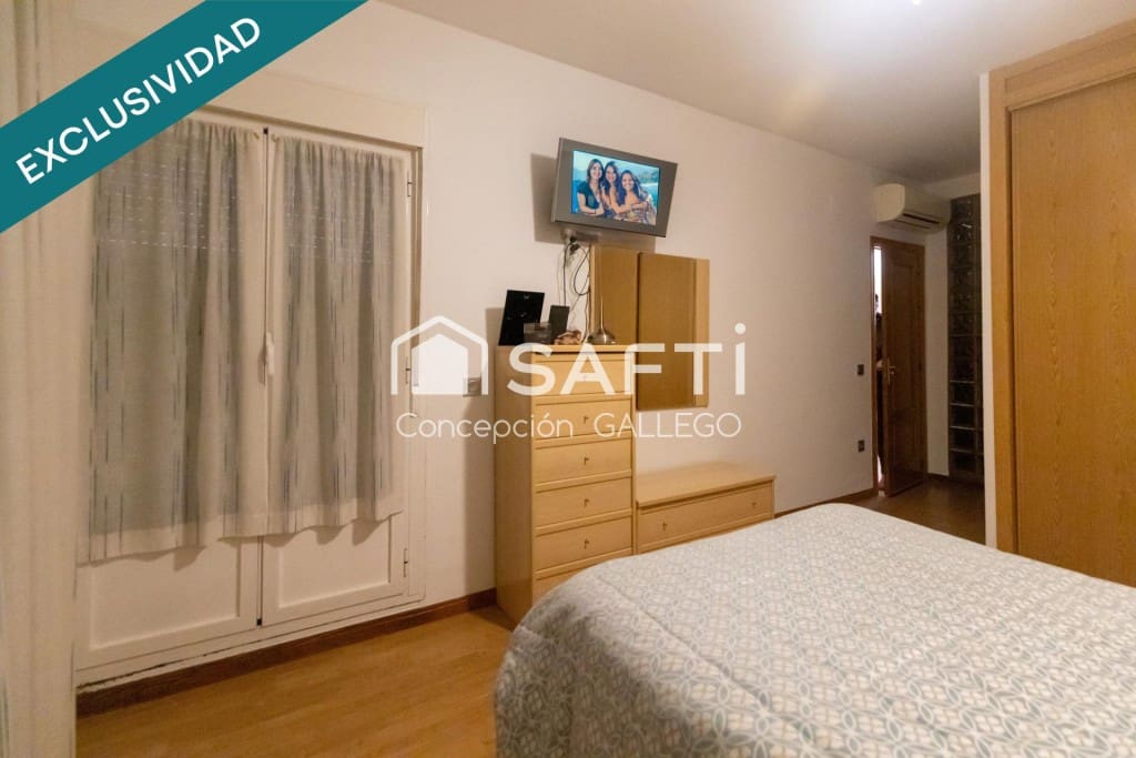 4 bedroom Terraced Villa for sale in Campo de Criptana with garage - € 289,000 (Ref: 9595285)