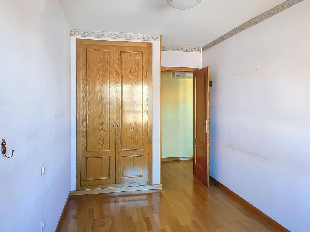 3 soverom Leilighet til salgs i Ciudad Real by med garasje - € 235 000 (Ref: 9595286)