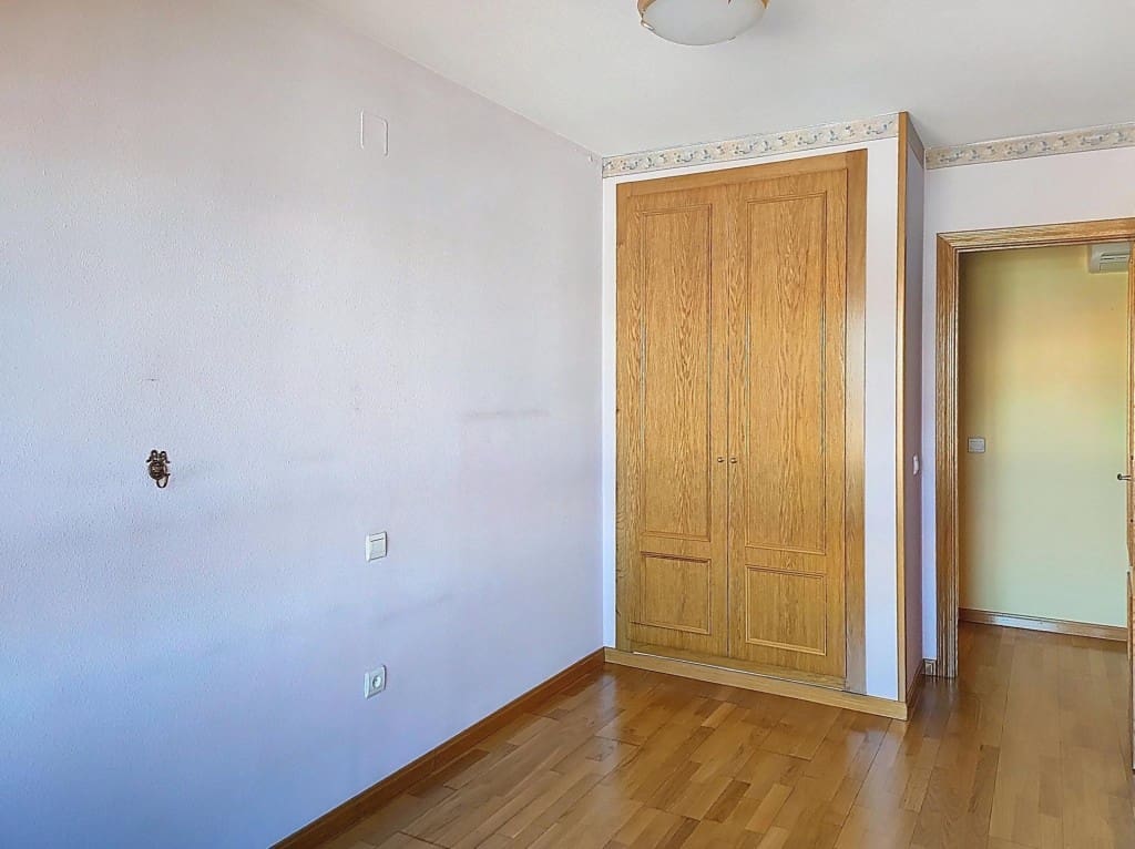 3 soverom Leilighet til salgs i Ciudad Real by med garasje - € 235 000 (Ref: 9595286)