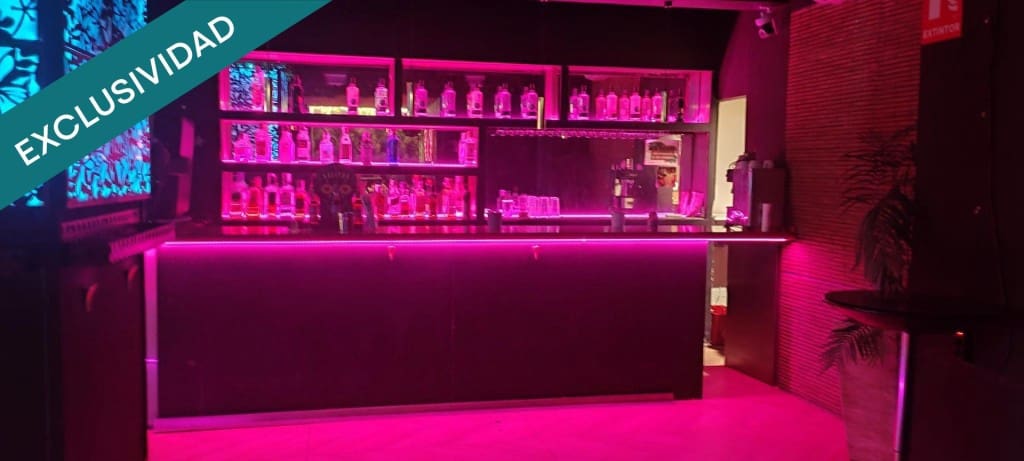 Commercial for sale in Ciudad Real city - € 160,000 (Ref: 9595287)