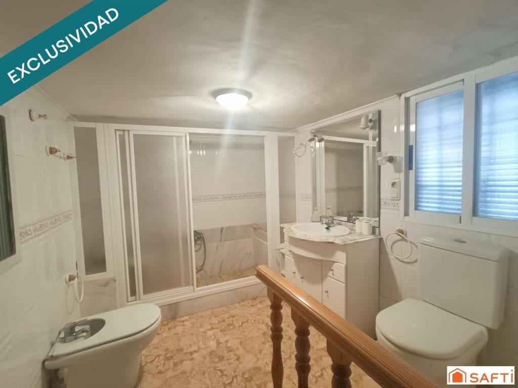 11 bedroom Terraced Villa for sale in Villarta de San Juan with garage - € 169,000 (Ref: 9595289)