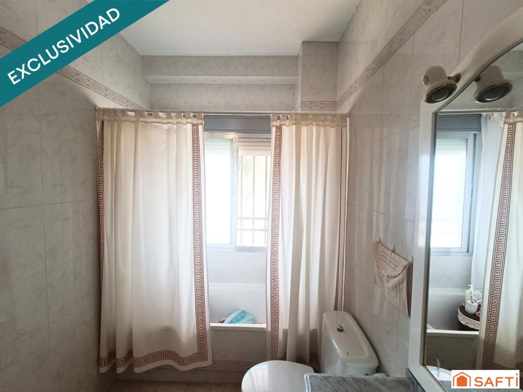 3 bedroom Villa for sale in Las Labores with garage - € 142,000 (Ref: 9595290)