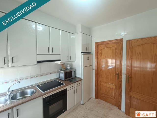 3 soverom Villa til salgs i Las Labores med garasje - € 142 000 (Ref: 9595290)