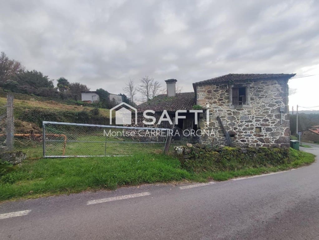 Terreno Não Urbanizado para venda em A Estrada - 75 000 € (Ref: 9595292)