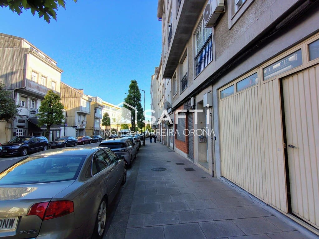 Kaupallinen vuokrattavana paikassa Santiago de Compostela - 400 € (Ref: 9595293)