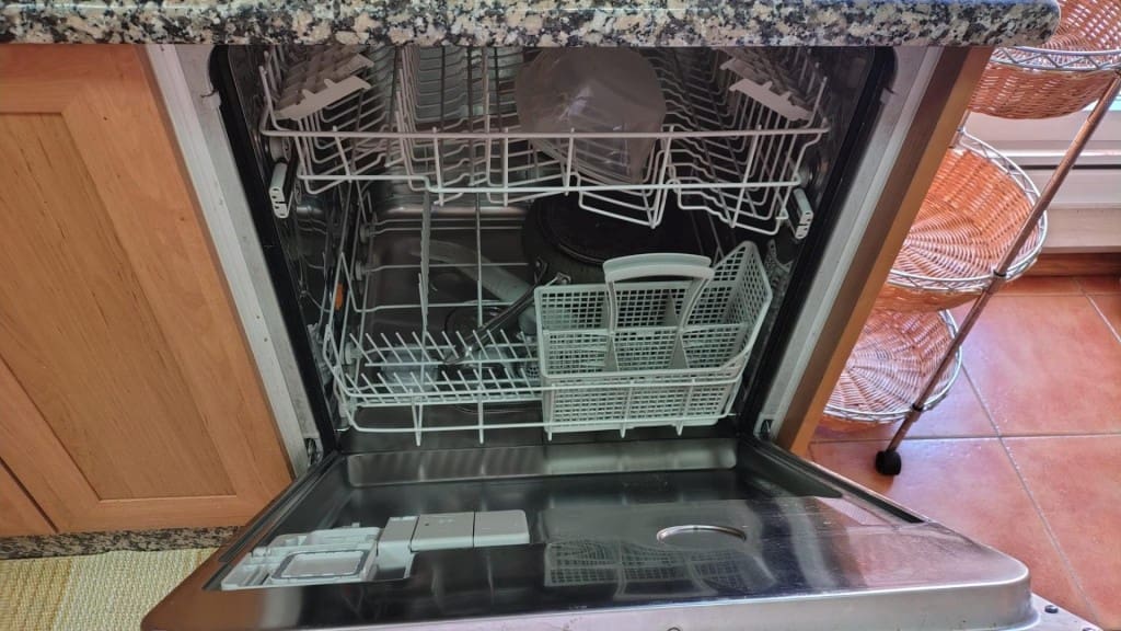 Appartement de 4 chambres à louer à Santiago de Compostela avec garage - 1 500 € (Ref: 9595294)