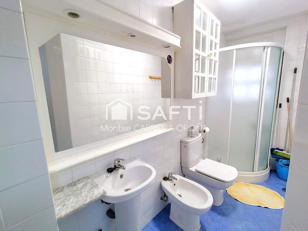 Office for sale in Santiago de Compostela - € 400,000 (Ref: 9595296)