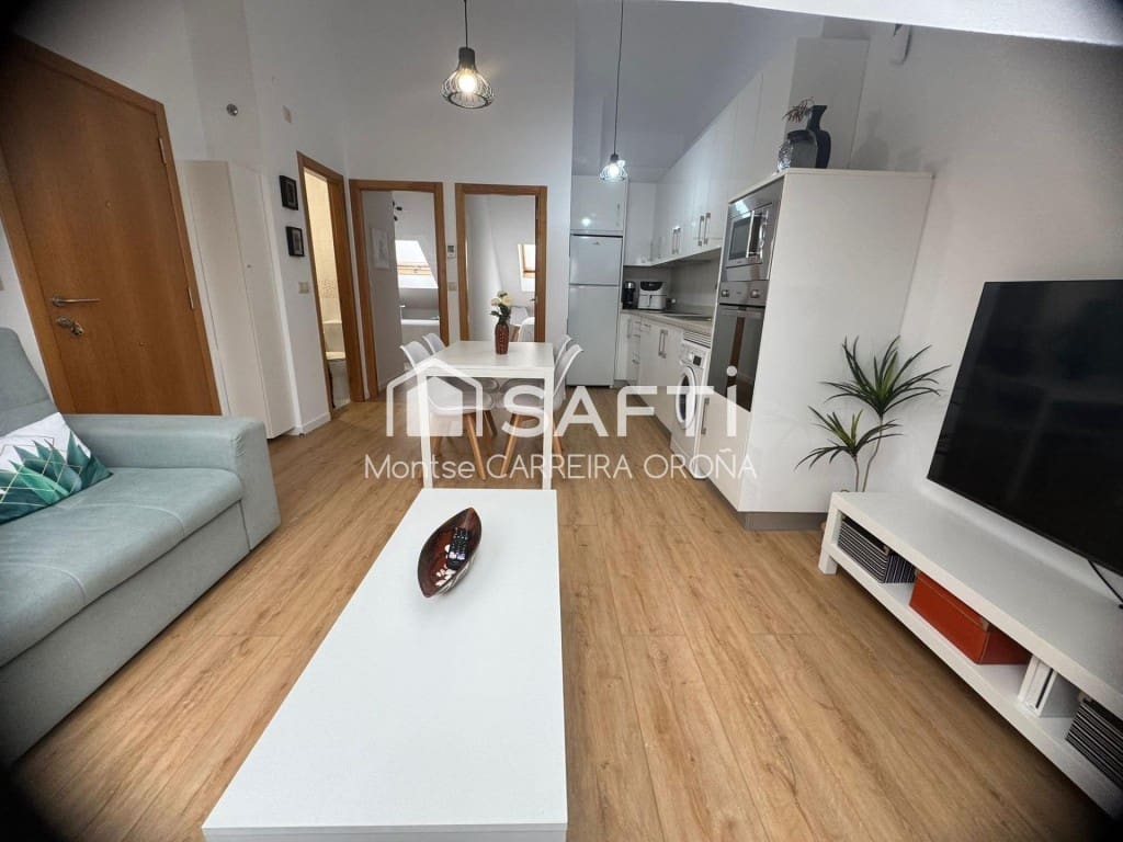2 bedroom Penthouse for sale in Carnota with garage - € 110,000 (Ref: 9595298)