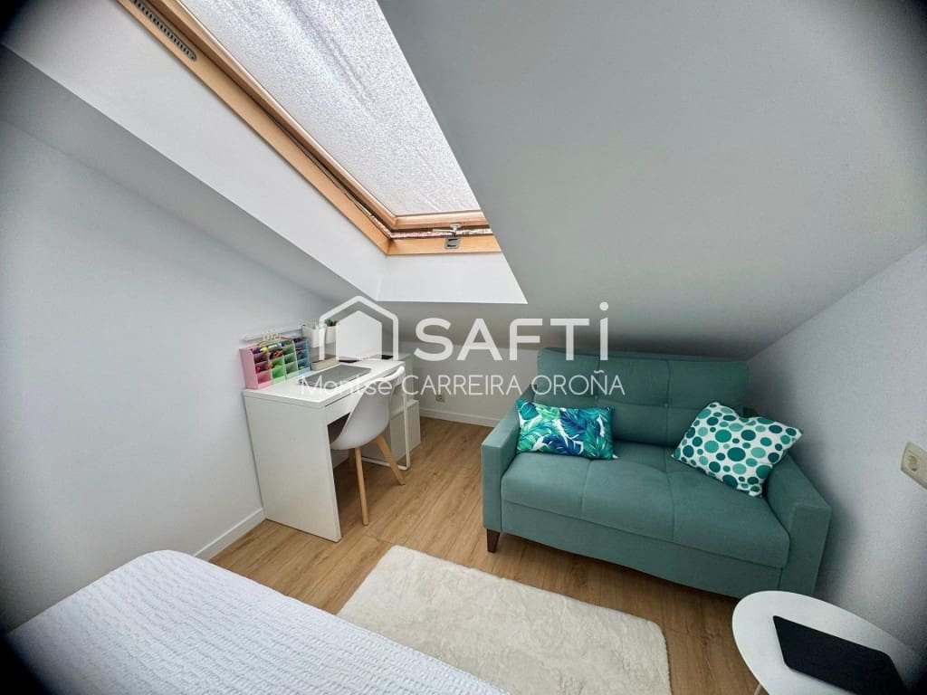 2 bedroom Penthouse for sale in Carnota with garage - € 110,000 (Ref: 9595298)