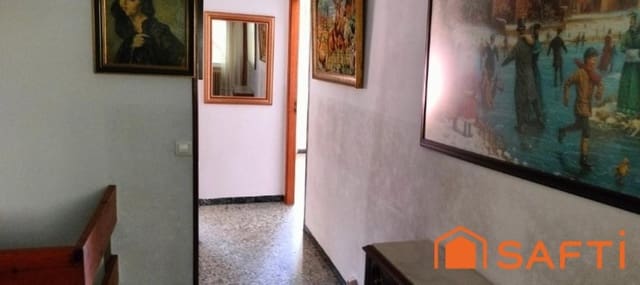 Adosado de 4 habitaciones en Santiago de Compostela en venta con garaje - 129.000 € (Ref: 9595299)
