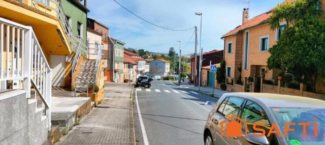 Adosado de 4 habitaciones en Santiago de Compostela en venta con garaje - 129.000 € (Ref: 9595299)