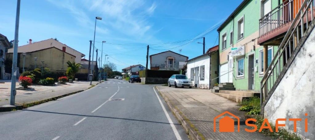 Adosado de 4 habitaciones en Santiago de Compostela en venta con garaje - 129.000 € (Ref: 9595299)