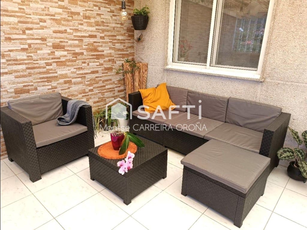 Appartement de 2 chambres à louer à Santiago de Compostela - 850 € (Ref: 9595300)