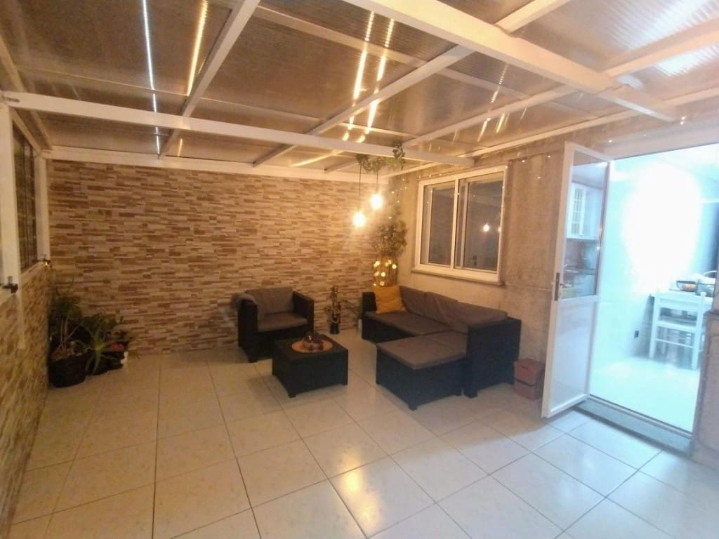 Appartement de 2 chambres à louer à Santiago de Compostela - 850 € (Ref: 9595300)