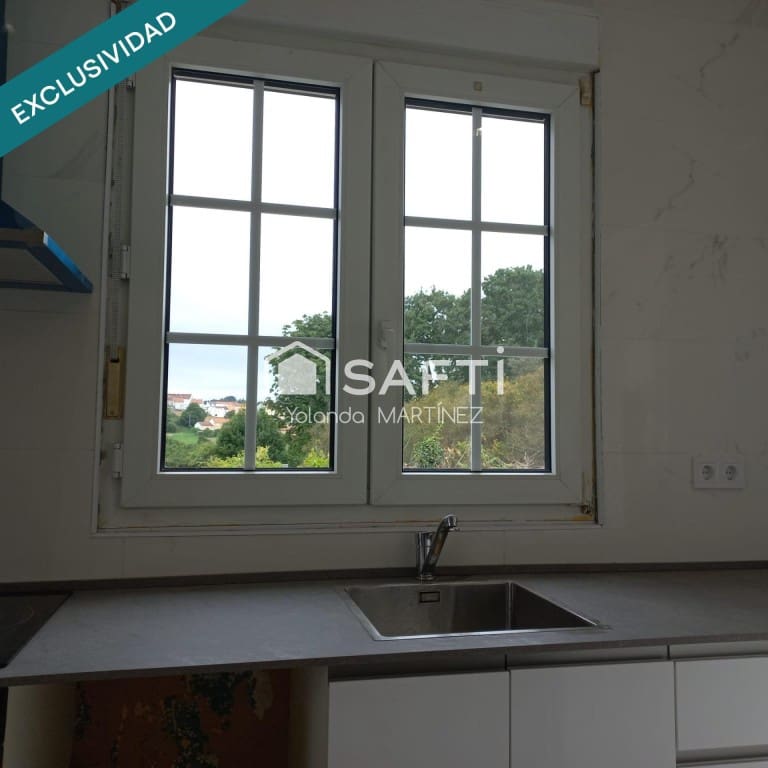 2 bedroom Villa for sale in Santiago de Compostela - € 125,000 (Ref: 9595303)