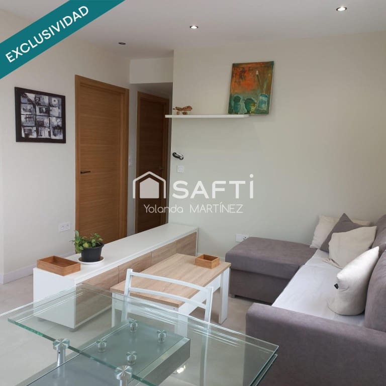 2 bedroom Villa for sale in Santiago de Compostela - € 125,000 (Ref: 9595303)