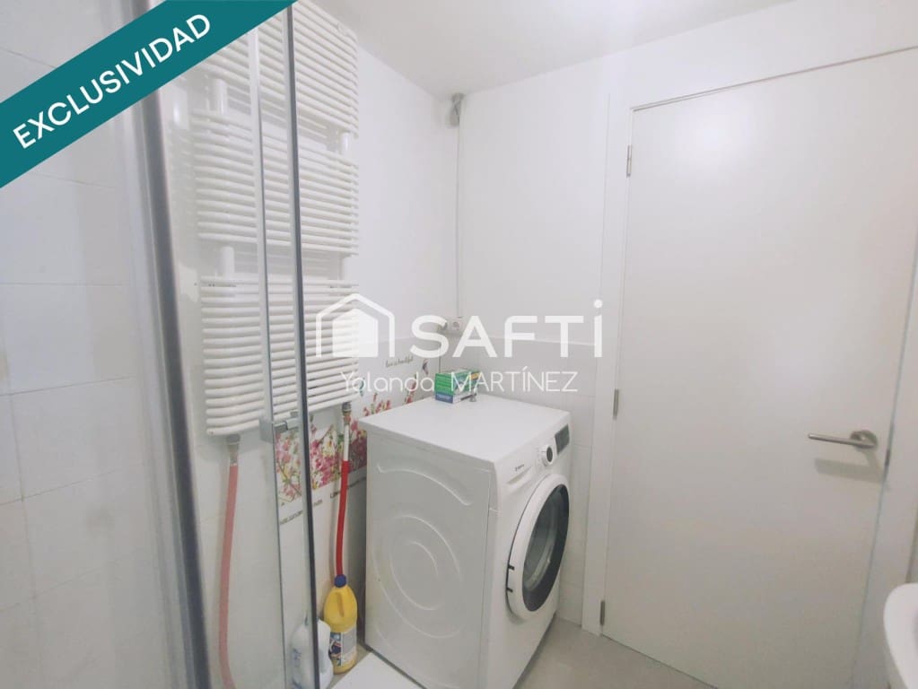 2 bedroom Villa for sale in Santiago de Compostela - € 125,000 (Ref: 9595303)