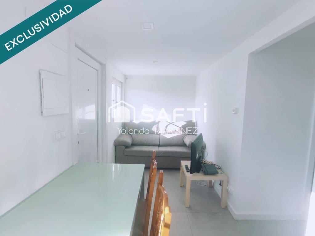 2 bedroom Villa for sale in Santiago de Compostela - € 125,000 (Ref: 9595303)