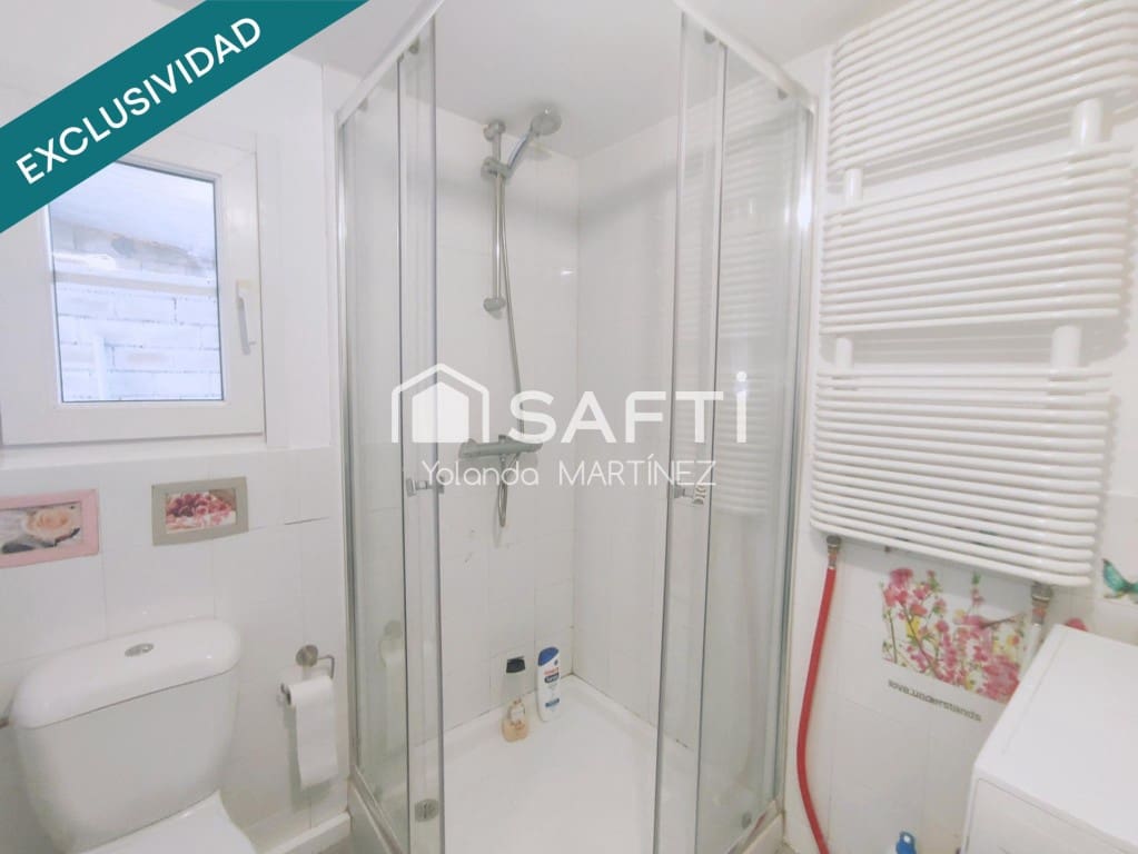 2 bedroom Villa for sale in Santiago de Compostela - € 125,000 (Ref: 9595303)