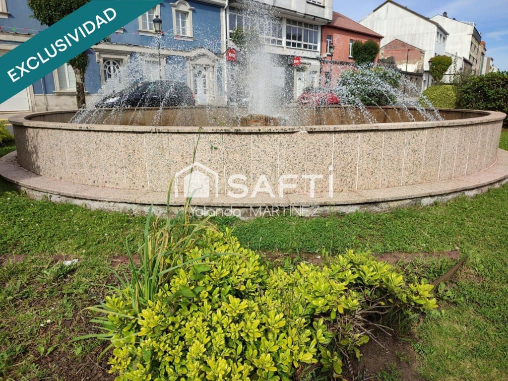 5 bedroom Villa for sale in Santa Comba - € 105,000 (Ref: 9595304)