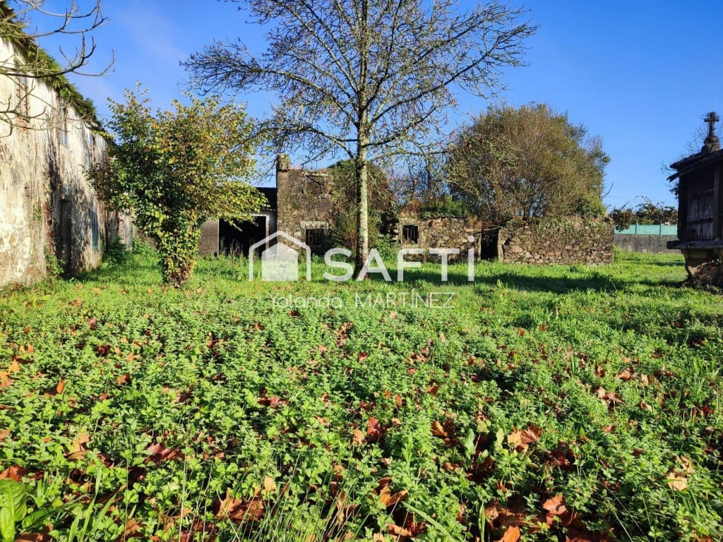 1 bedroom Finca/Country House for sale in Santiago de Compostela - € 290,000 (Ref: 9595306)