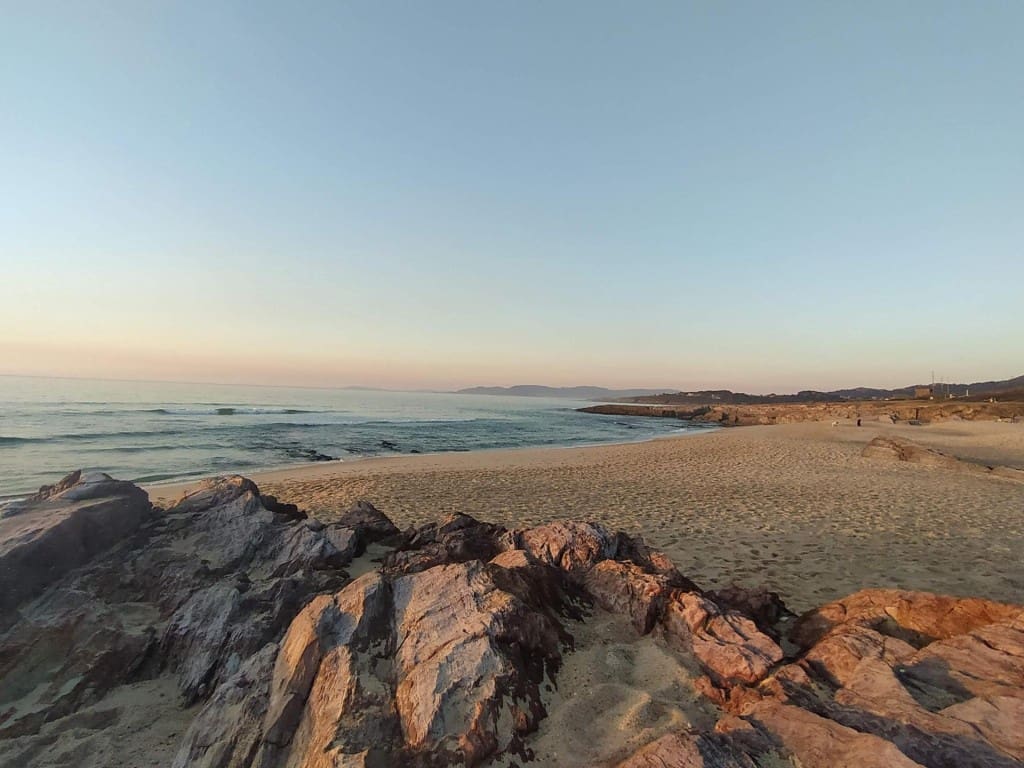 4 bedroom Villa for sale in Porto do Son with garage - € 125,000 (Ref: 9595309)